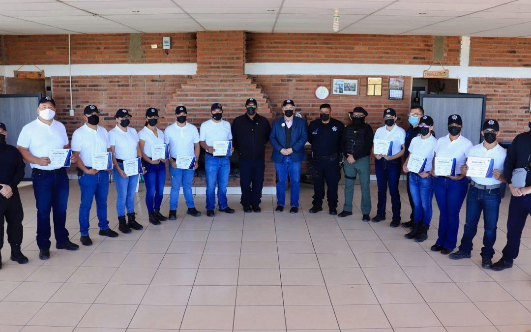 Se integran a Seguridad Pública diez nuevos policías