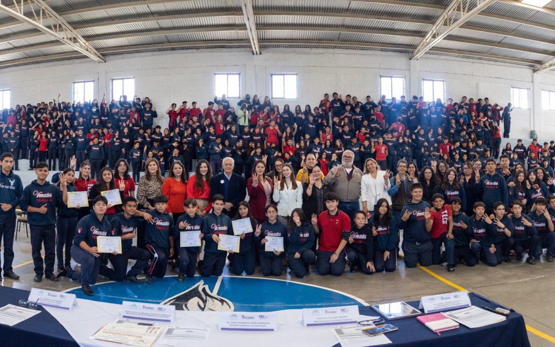 300 estudiantes de la Técnica 51 se gradúan del programa “1, 2, 3 por la equidad”, en Cuauhtémoc
