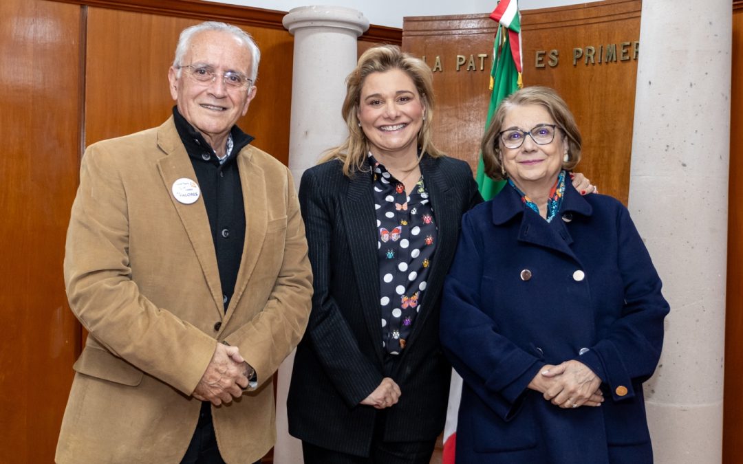 La gobernadora Maru Campos sostiene reunión de trabajo con el alcalde Beto Pérez, en Cuauhtémoc